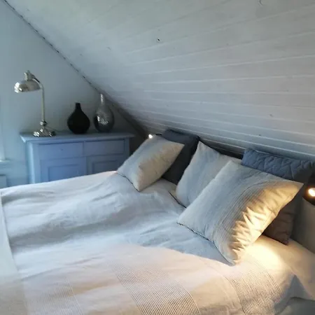 Tankefuld Living's Horsefarm Habitación en casa particular Svendborg